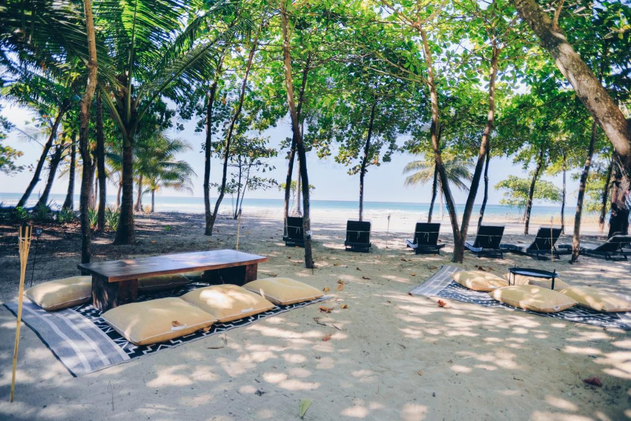 Hotel Nantipa - A Tico Beach Experience Playa Santa Teresa  Exterior photo